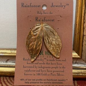 Gold dipped splitleaf brooch pin